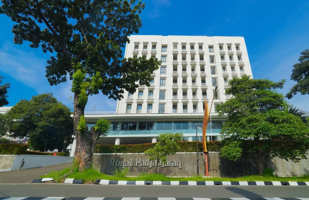 Royal Padjadjaran Hotel-1