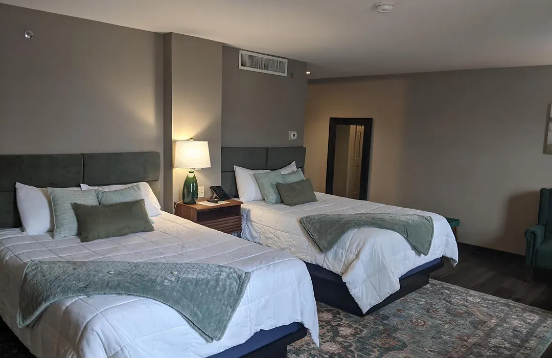 The Northeastland Hotel-1