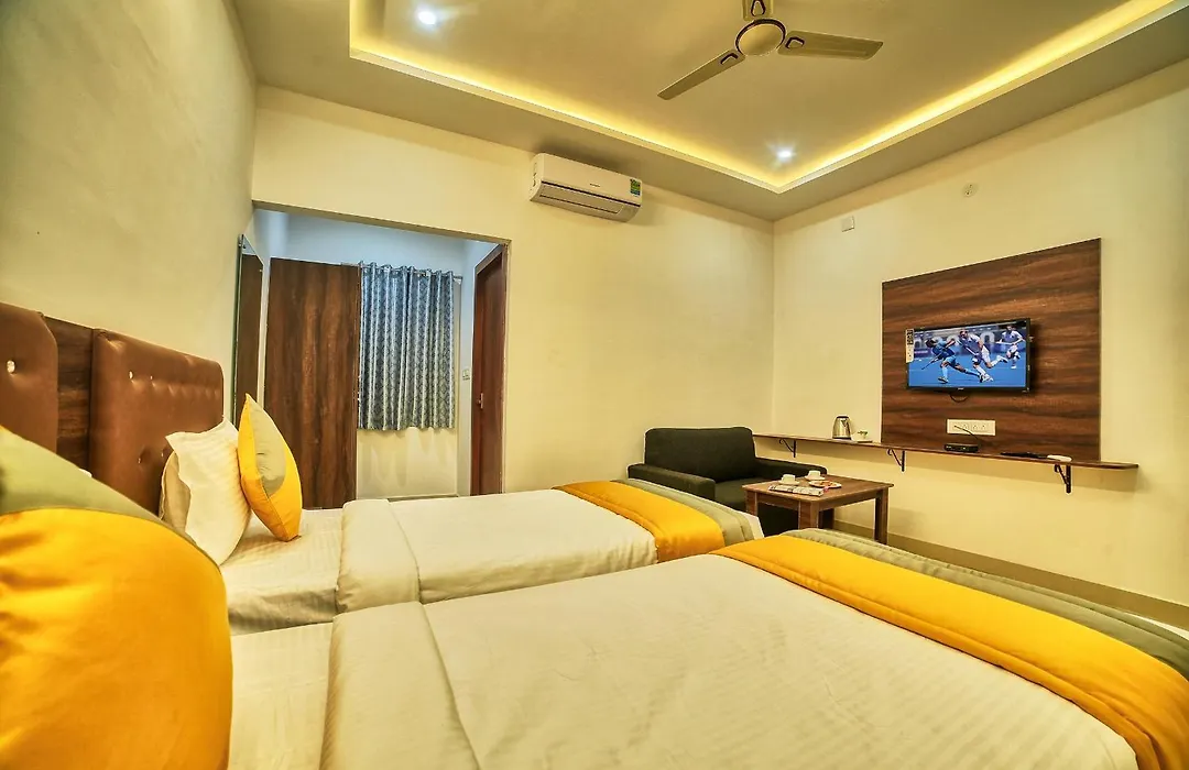 Hotel Visa Inn Near Kempegowda Airport-1