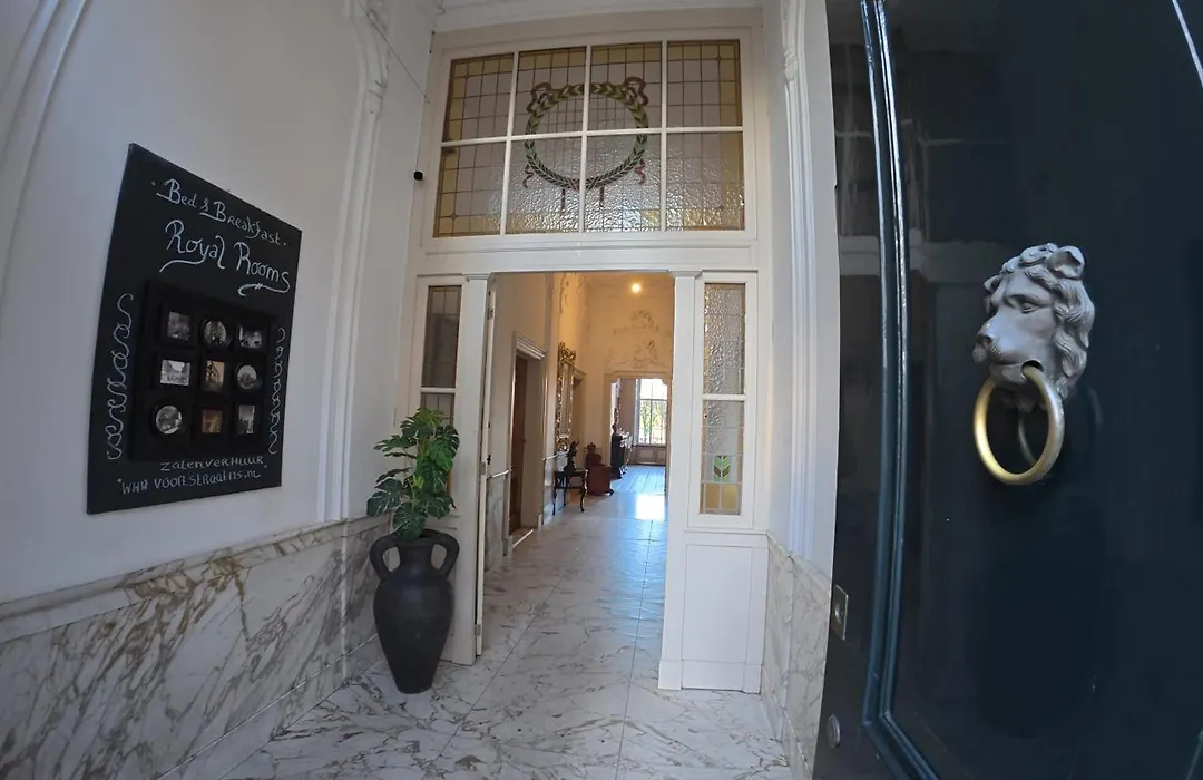 Royal Rooms Dordrecht-1