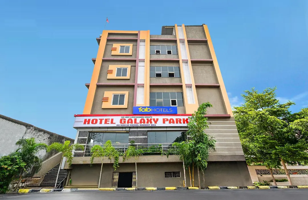 Fabhotel Park Galaxy-1