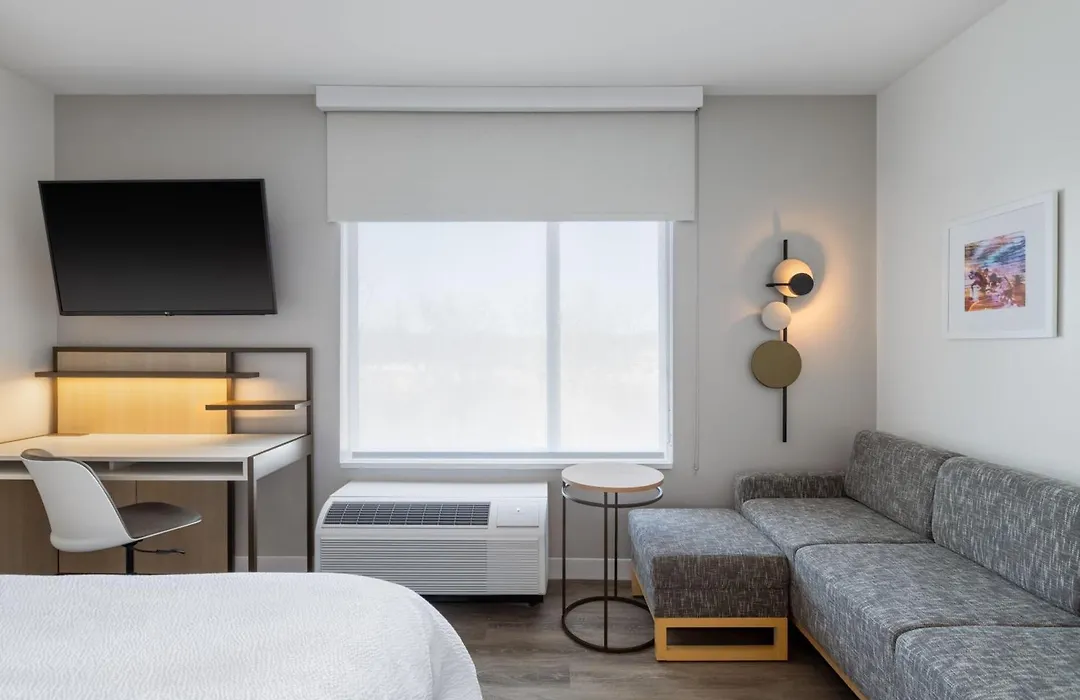 Towneplace Suites By Marriott Geneva At Spire Academy-1