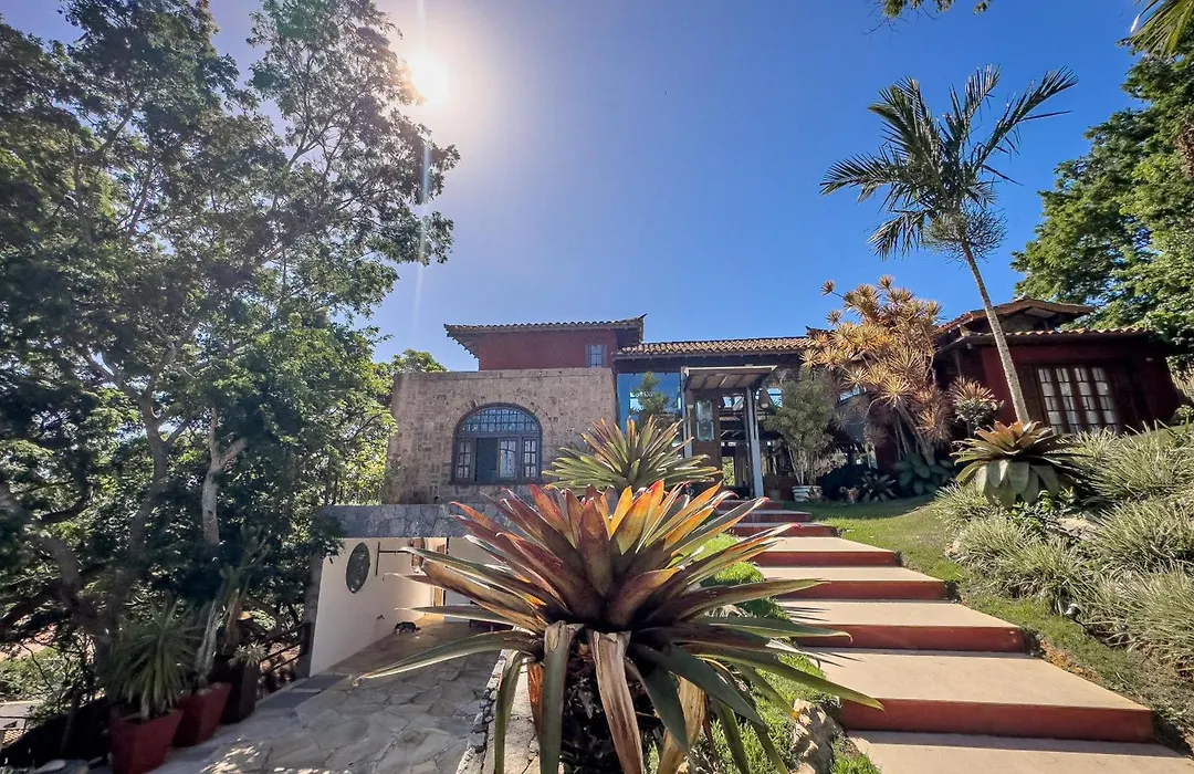 Cliffside Boutique Hotel-1