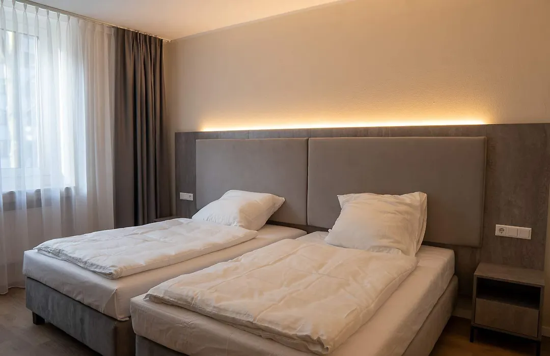 Diamonds Hotel-1
