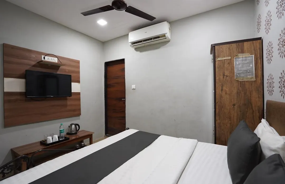 Hotel Sai Inn, Ahmedabad Airport-1