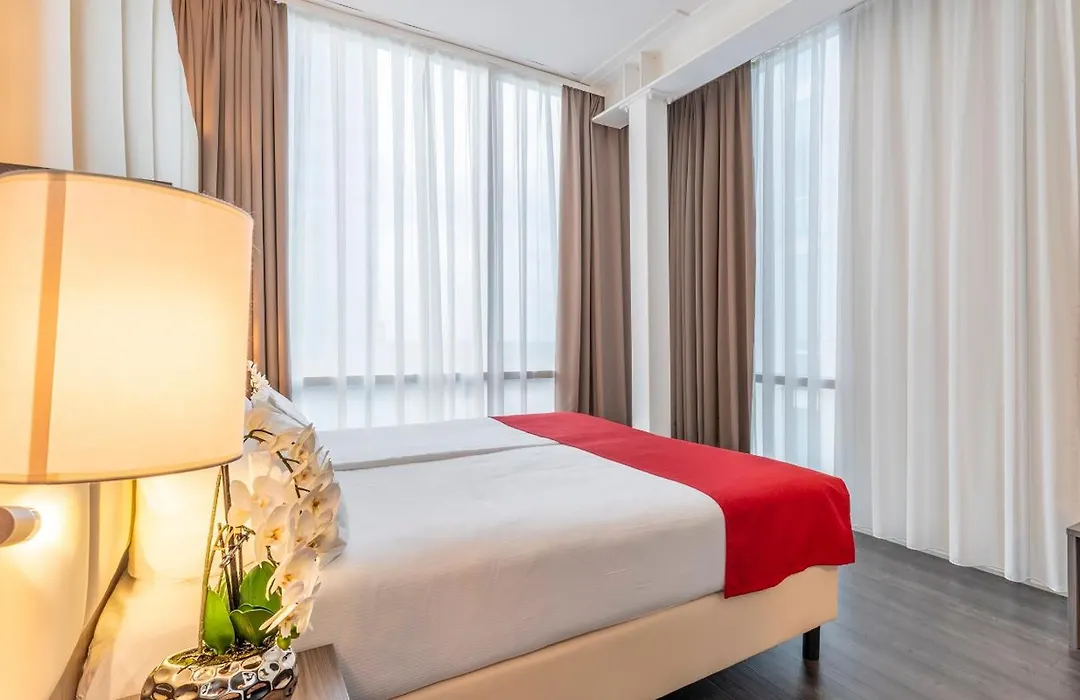 Best Western Plus Plaza Almere-1