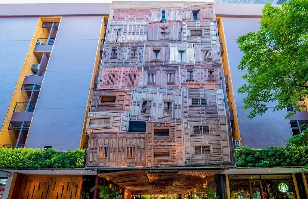 515 Victory Hotel-1