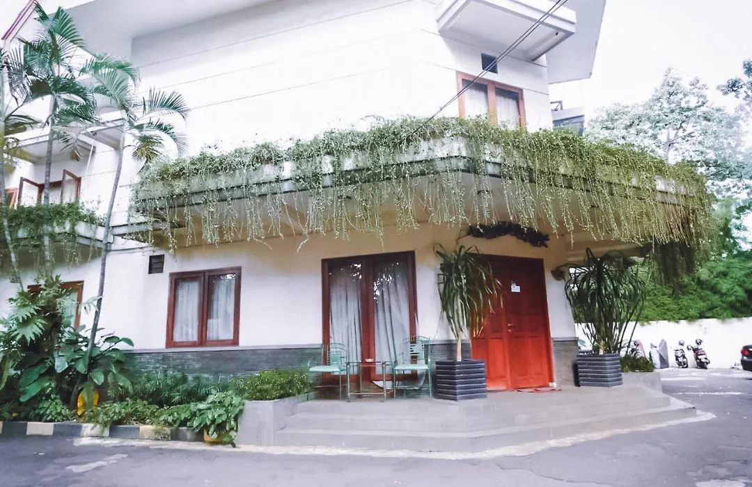 Iotel Dharmawangsa-1