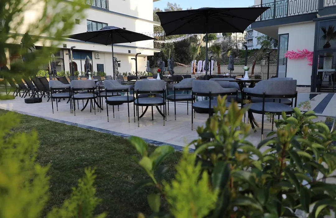 Roseira Mar-Inn Luxury-1