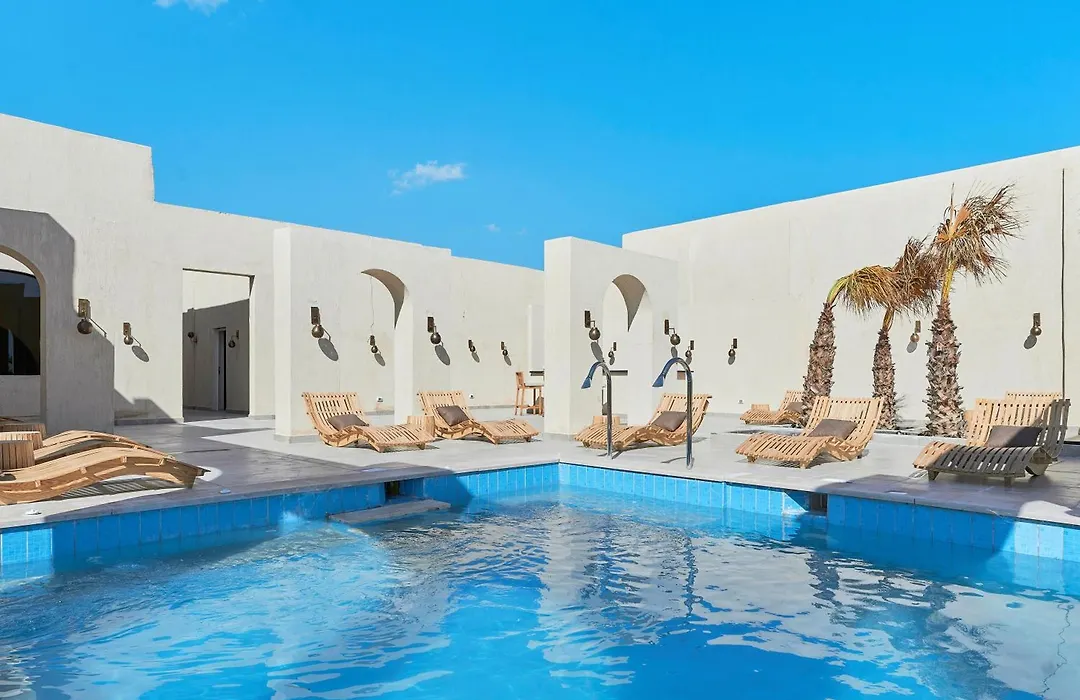 True Beach Resort-1