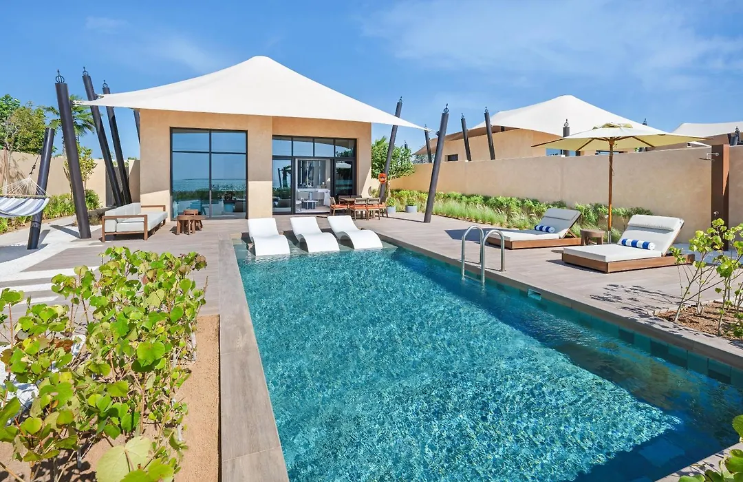 Bab Al Nojoum Hudayriyat Villas-1