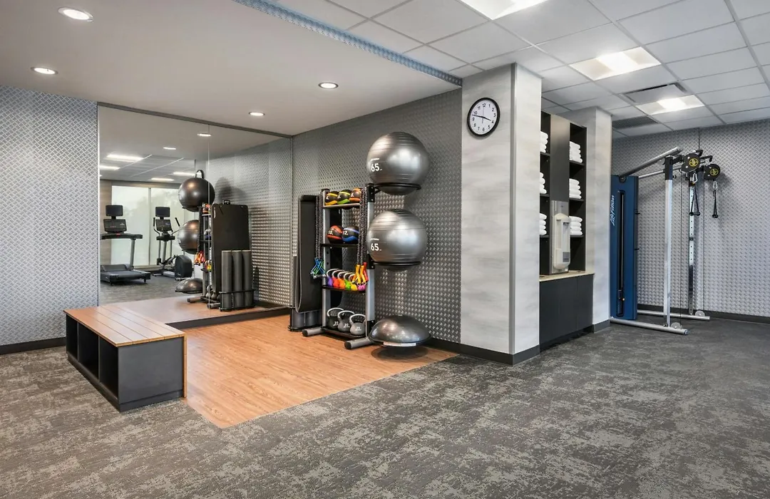 Fairfield By Marriott Inn & Suites Orlando At Millenia-1