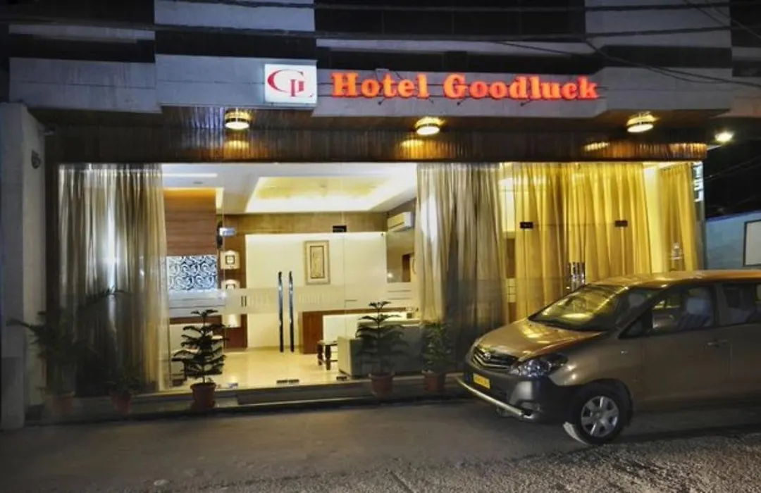 Hotel Good Luck By Jmd Group Near Delhi Igi Airport-1