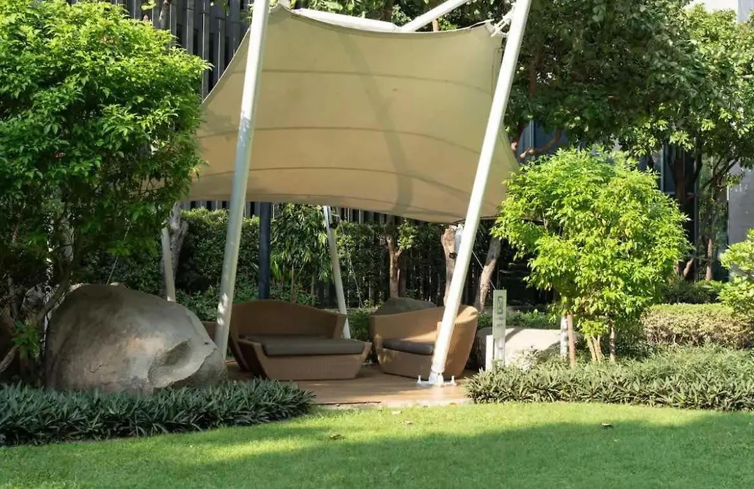 Ideo Mobi Condo-1