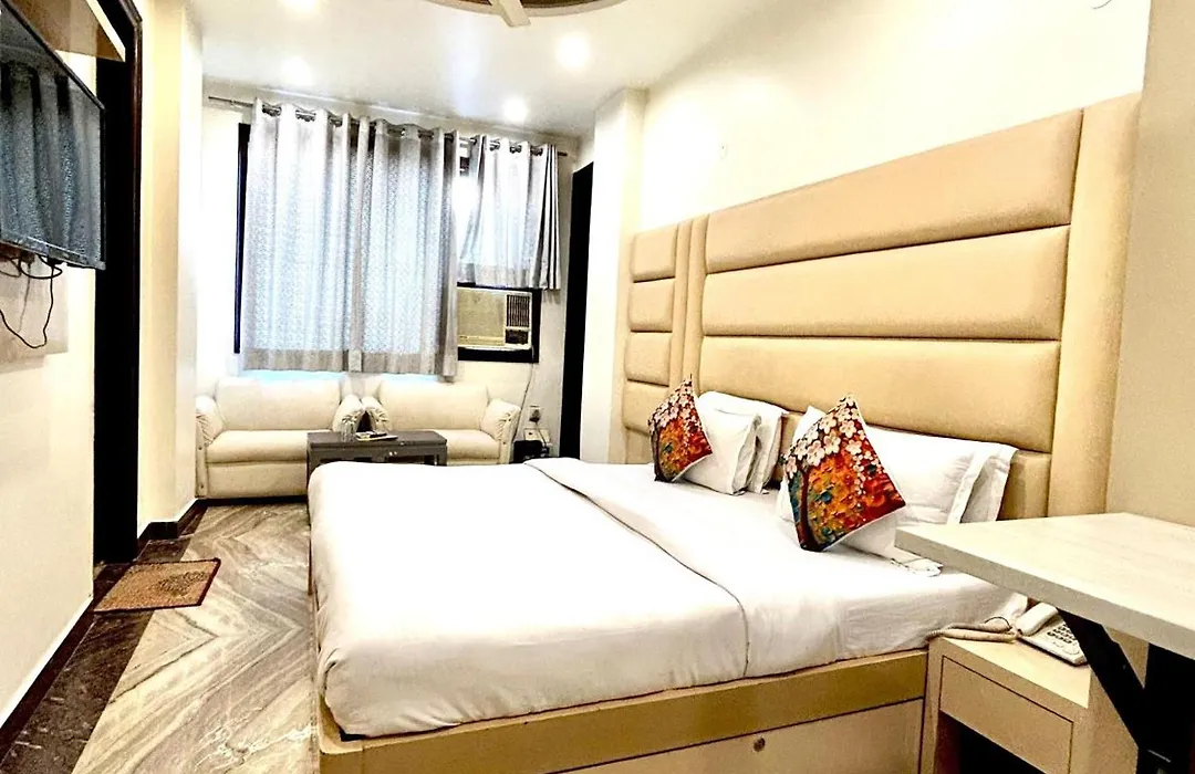 Hotel Amrit Villa-1