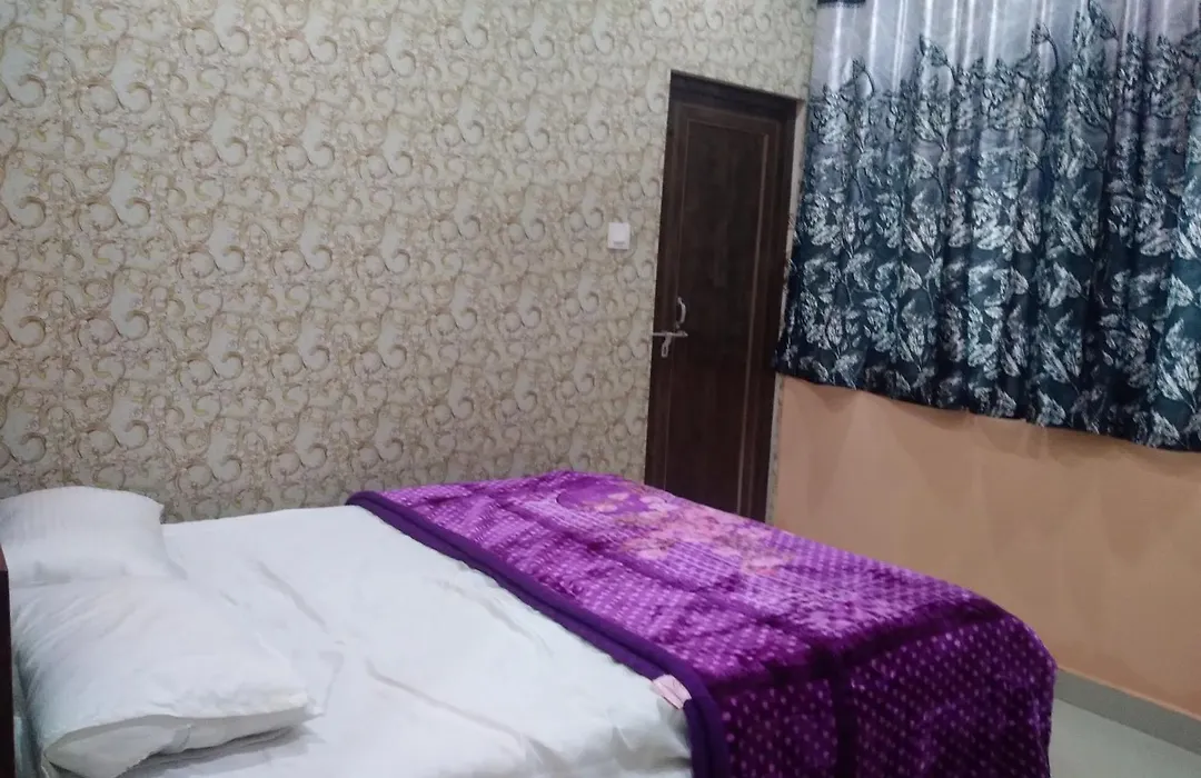 Shree Vishwanath P Guest Hause-1