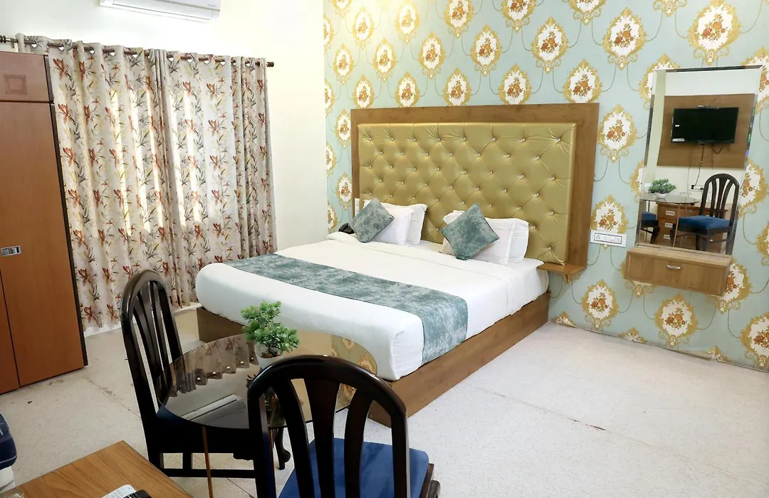 Hotel Tree Of Heaven-1