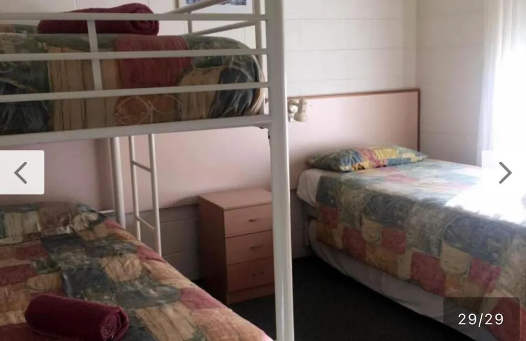 Black Swan Motel Inn-1