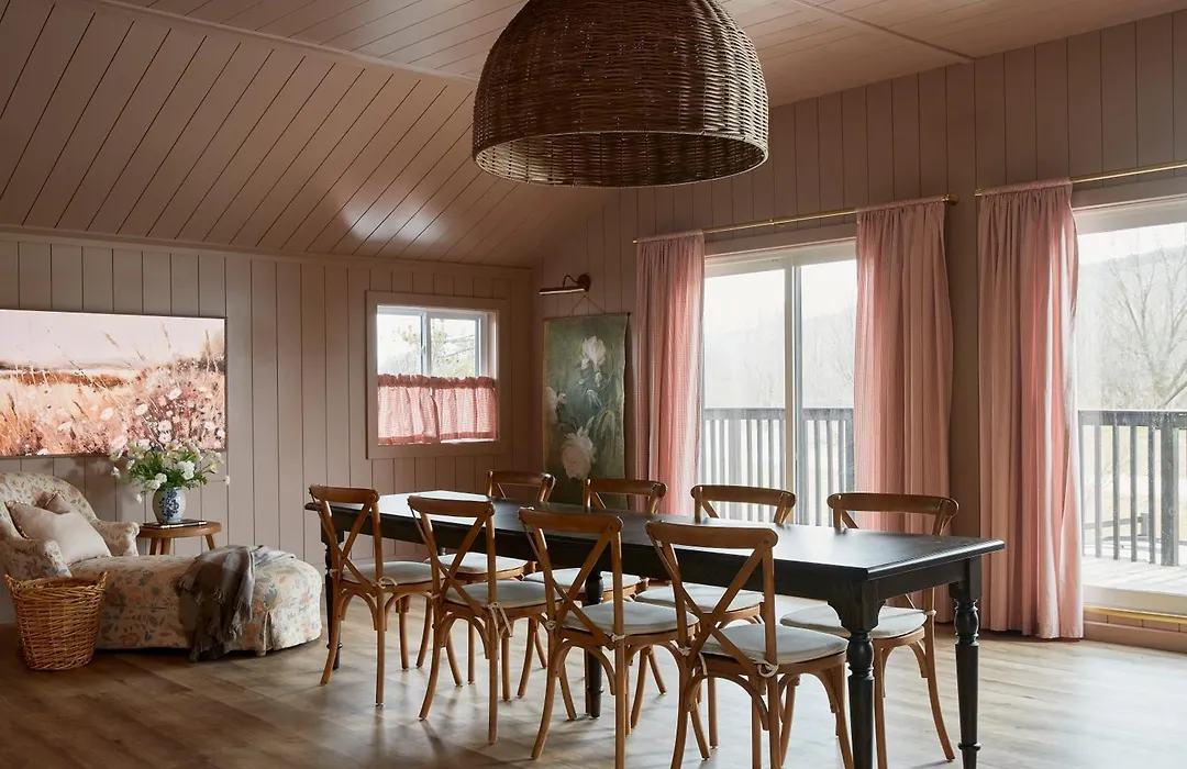 The June Motel, Beaver Valley-1