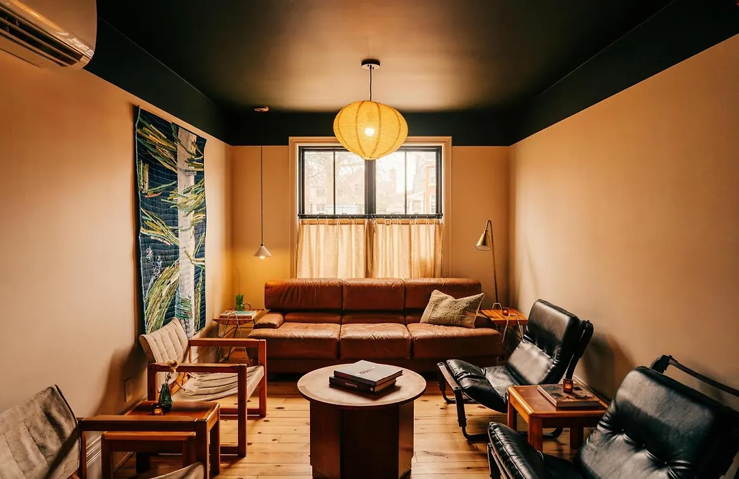 Somewhere Inn Collingwood Boutique Hotel-1