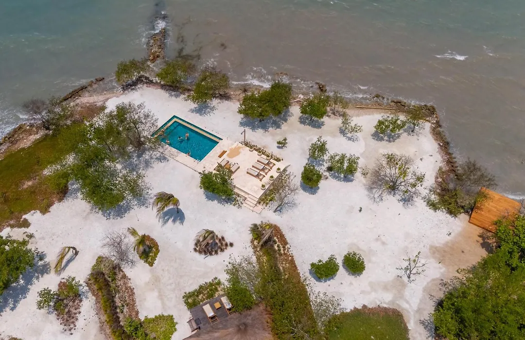 Acasi Rustic Beach-1