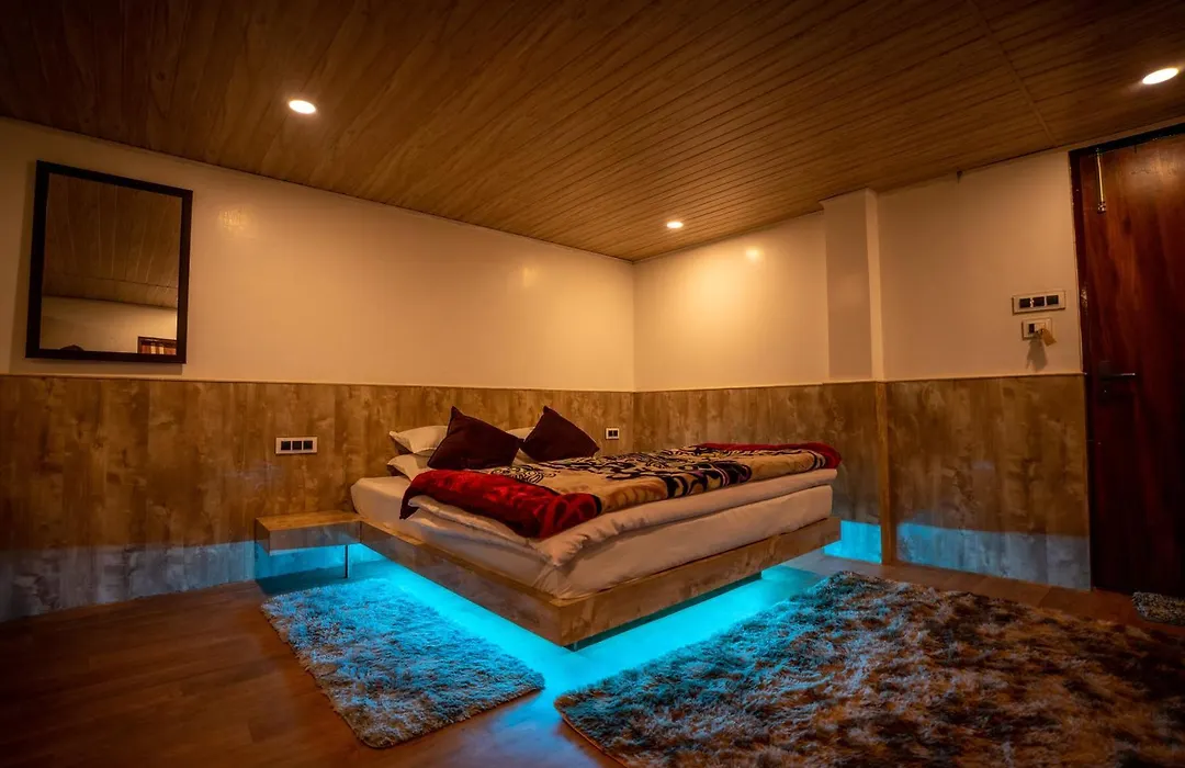 Darjeeling Guest House Deluxe-1