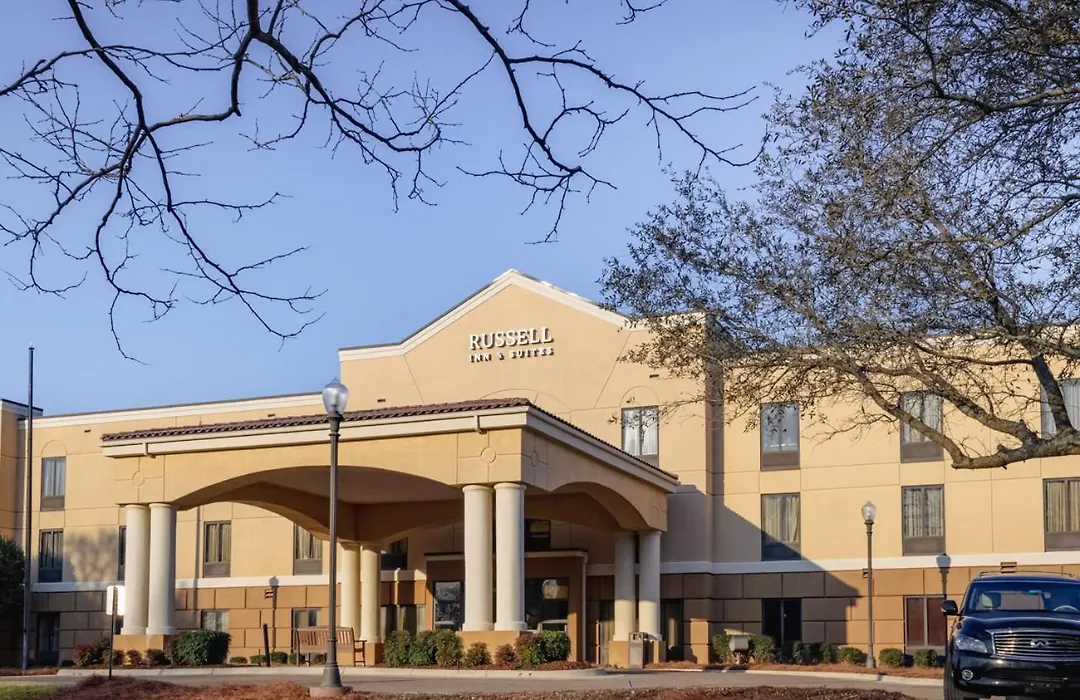 Russell Inn And Suites-1