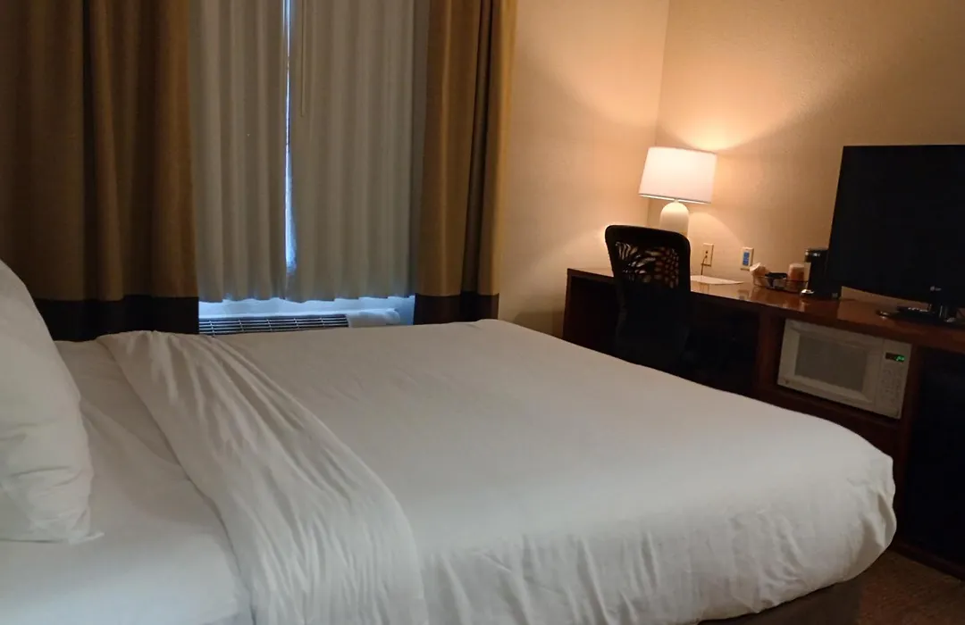 Samir Stay At Nw Expressway-1