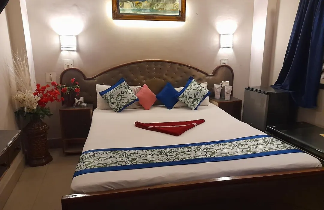 Hotel Swapanlok,-1