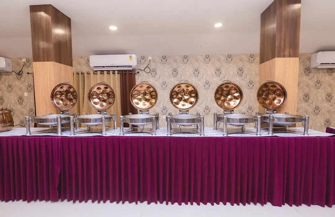 Rosewood Luxury Hotel-1