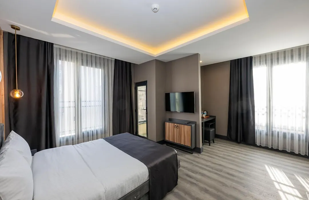 The Nirvanas Hotel-1
