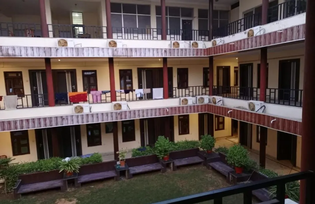 Goyal Plaza Hotel 5 Mint. Waling Distance From Pushkar Lake-1