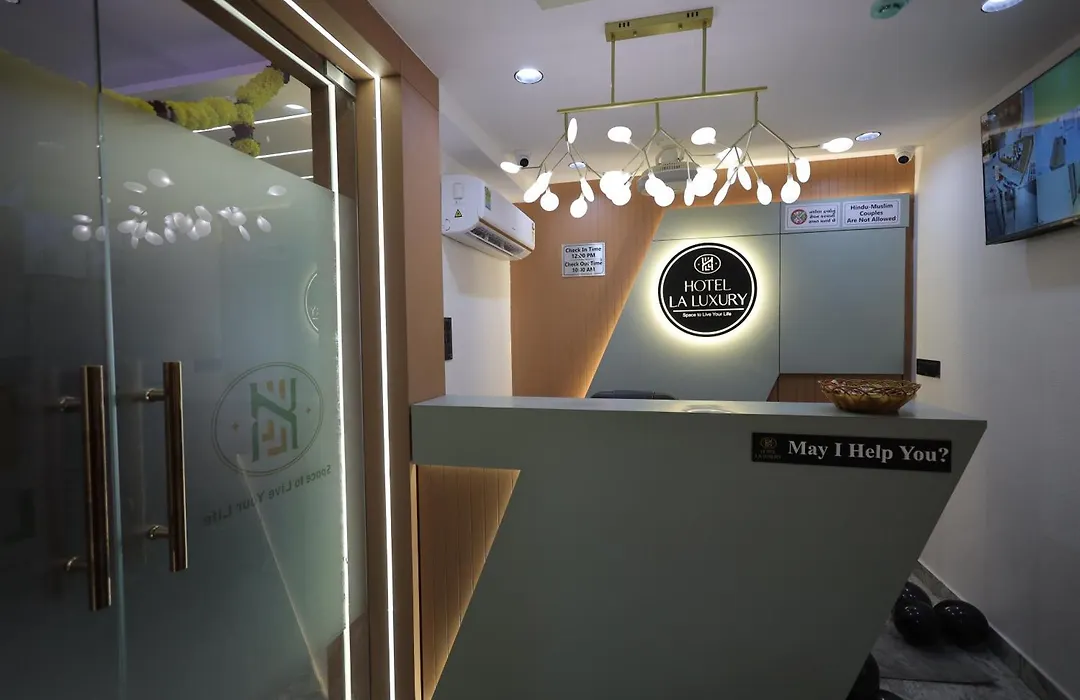 Hotel La Luxury-1