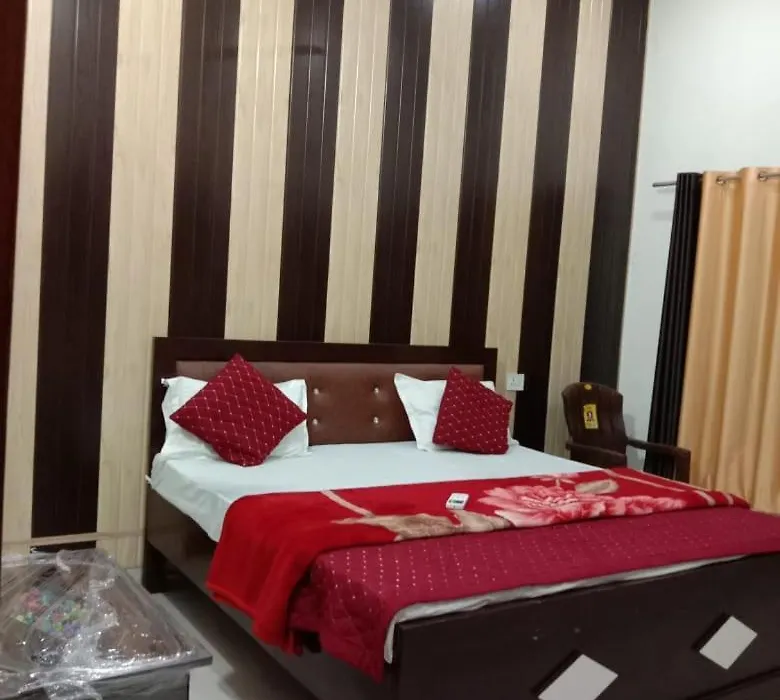 Ramam Hotel By Naavagat 500 Meter From Mandir-1
