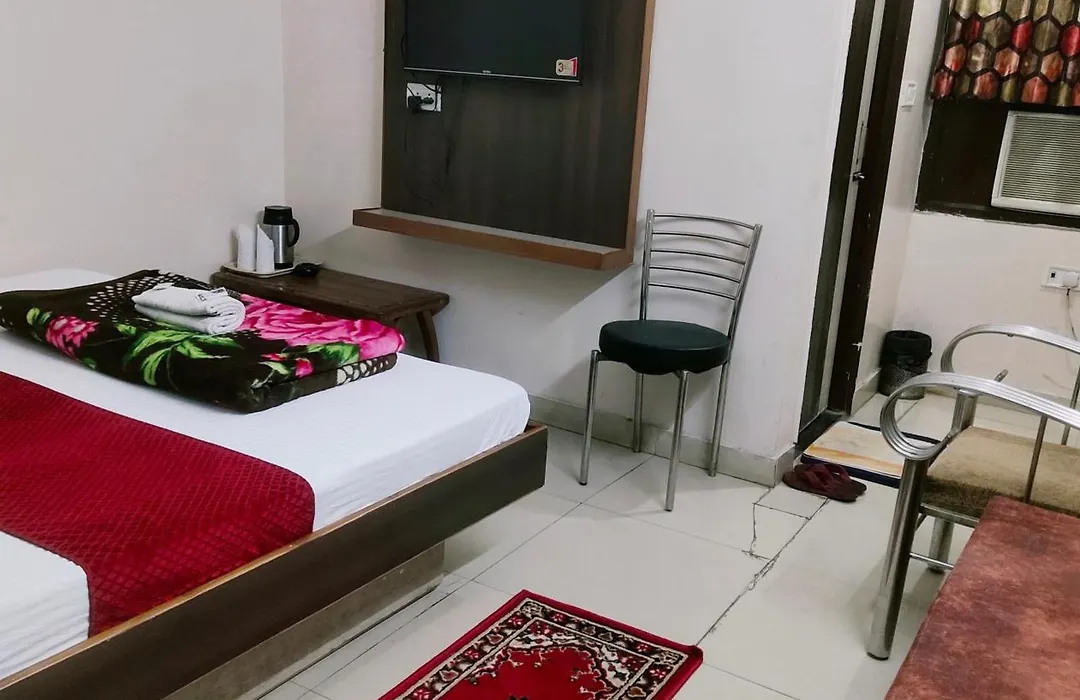Hotel Diamond-1