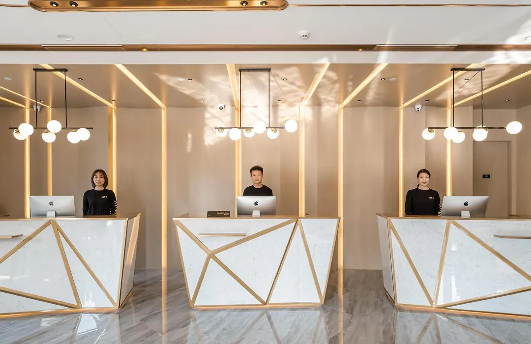 Atour Hotel Hangzhou Qianjiang Century City International Expo Center-1