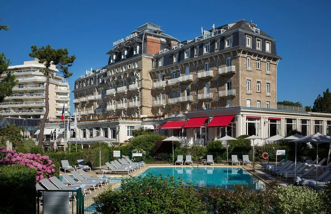 Hôtel Barrière Le Royal La Baule-1