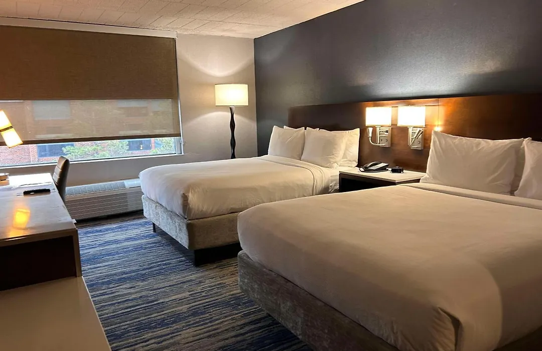 Skyline Hotel Detroit Airport, Surestay Collection By BW-1