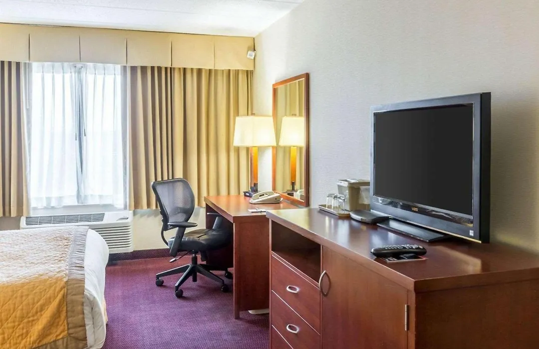 Clarion Hotel Somerset - New Brunswick-1