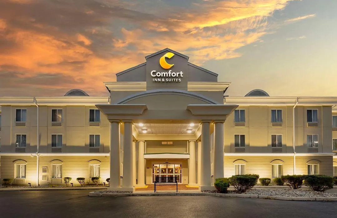 Comfort Inn & Suites Carneys Point - Pennsville-1