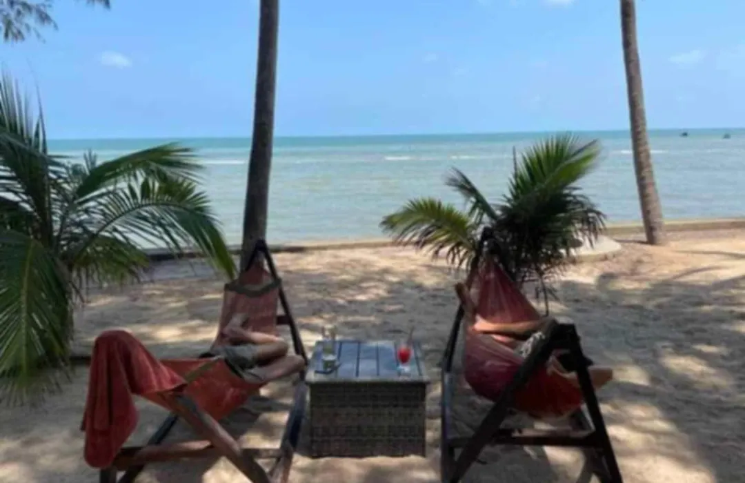 Kiki Coconut Beach Resort-1