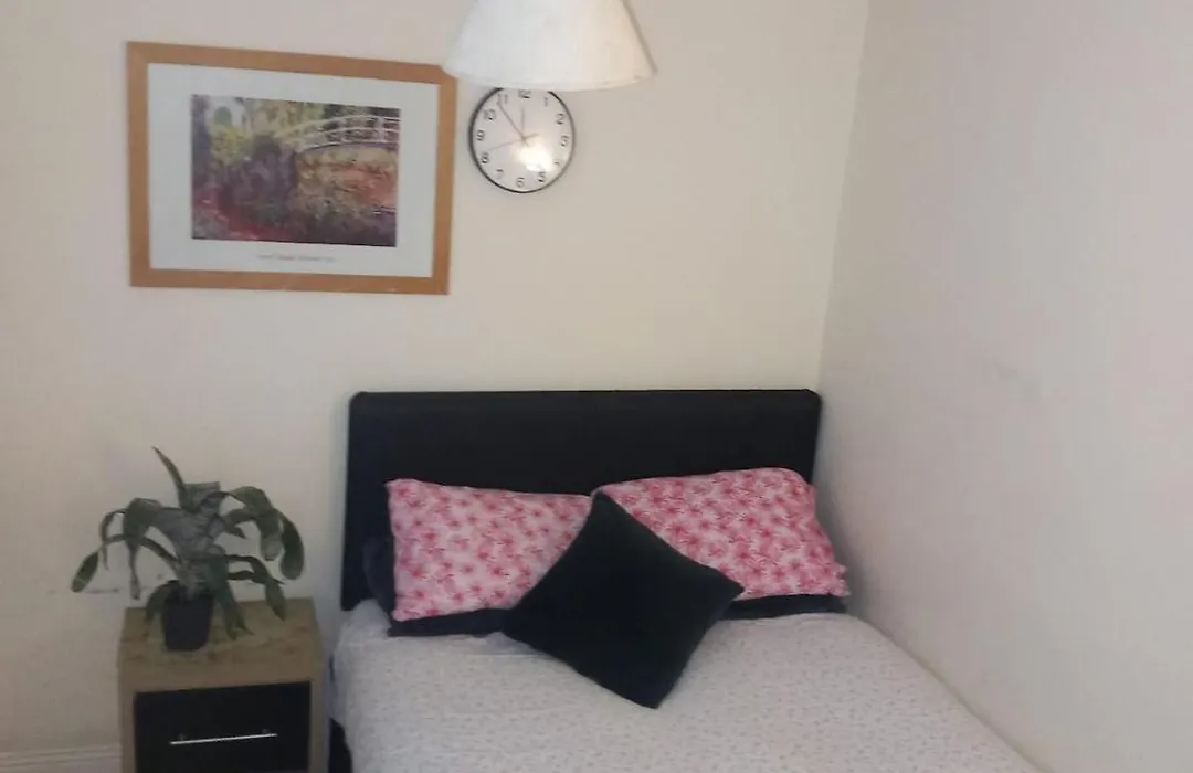 The Comfy Cottage-1