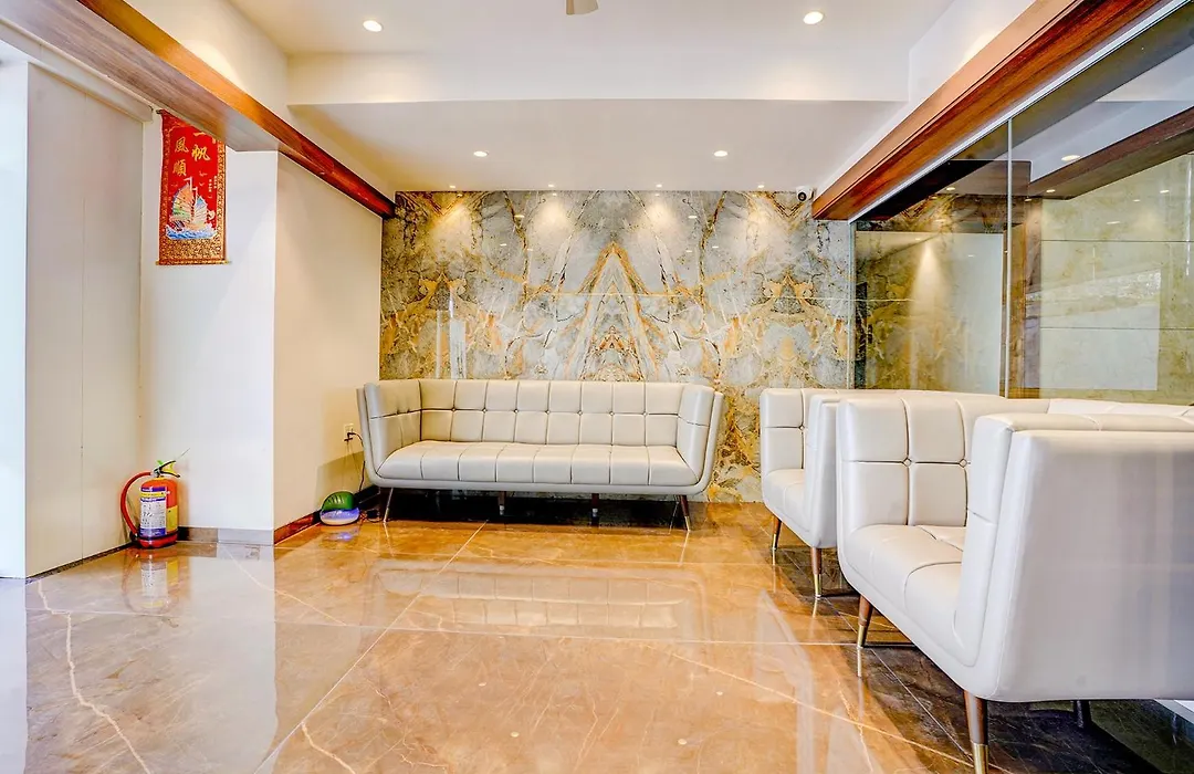 Hotel Landmark Aura-1