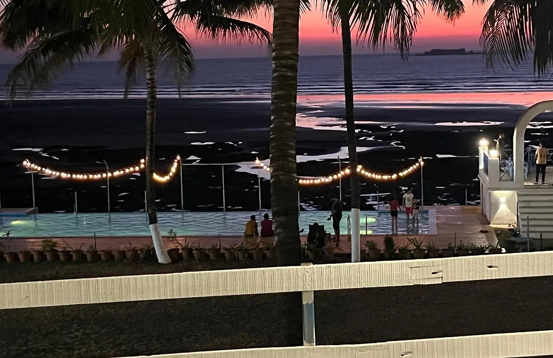Sea Breeze Beach Resort Murud-1