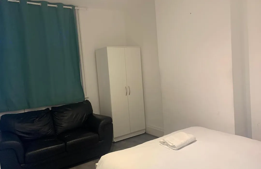 Simple Stays-1