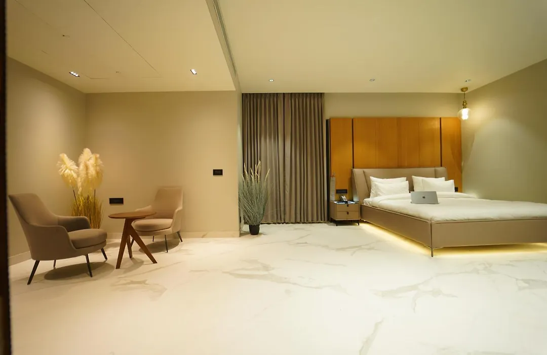 Hotel Millennium-1