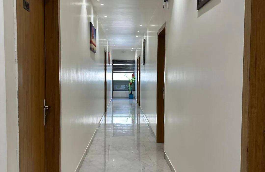 Hotel Sky Way Inn-1