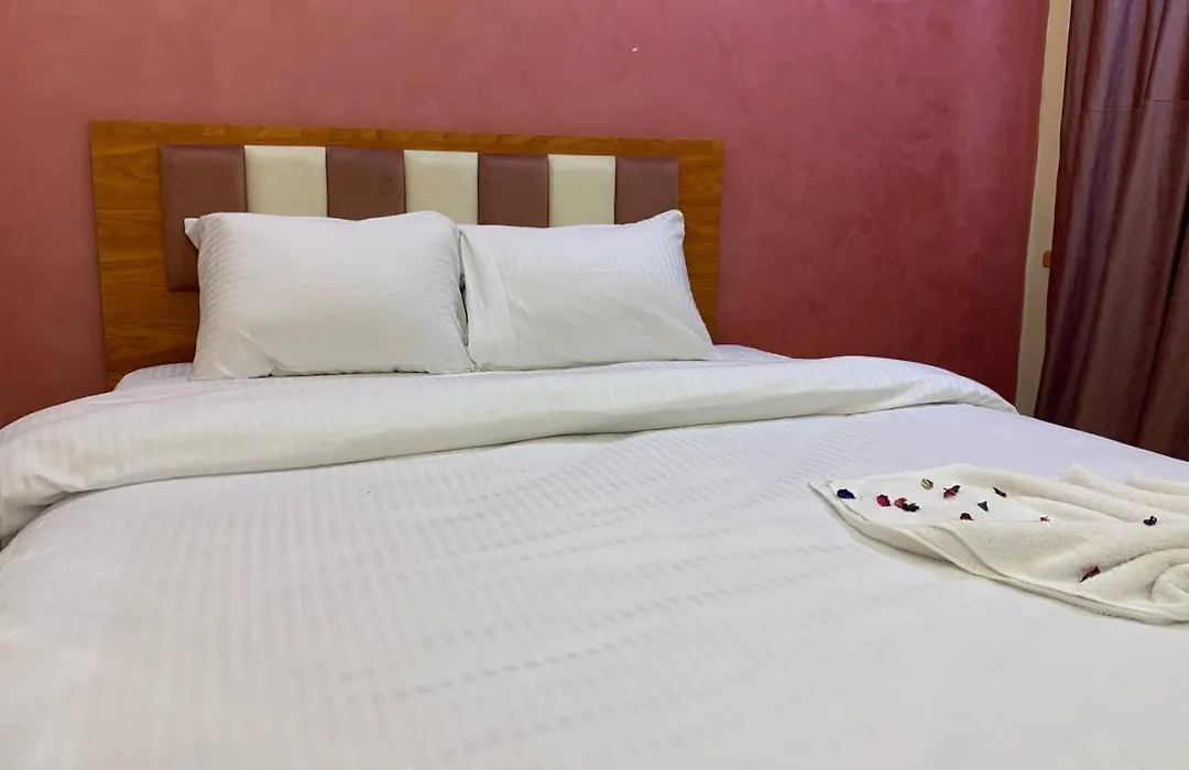 Garden City Hotel-1