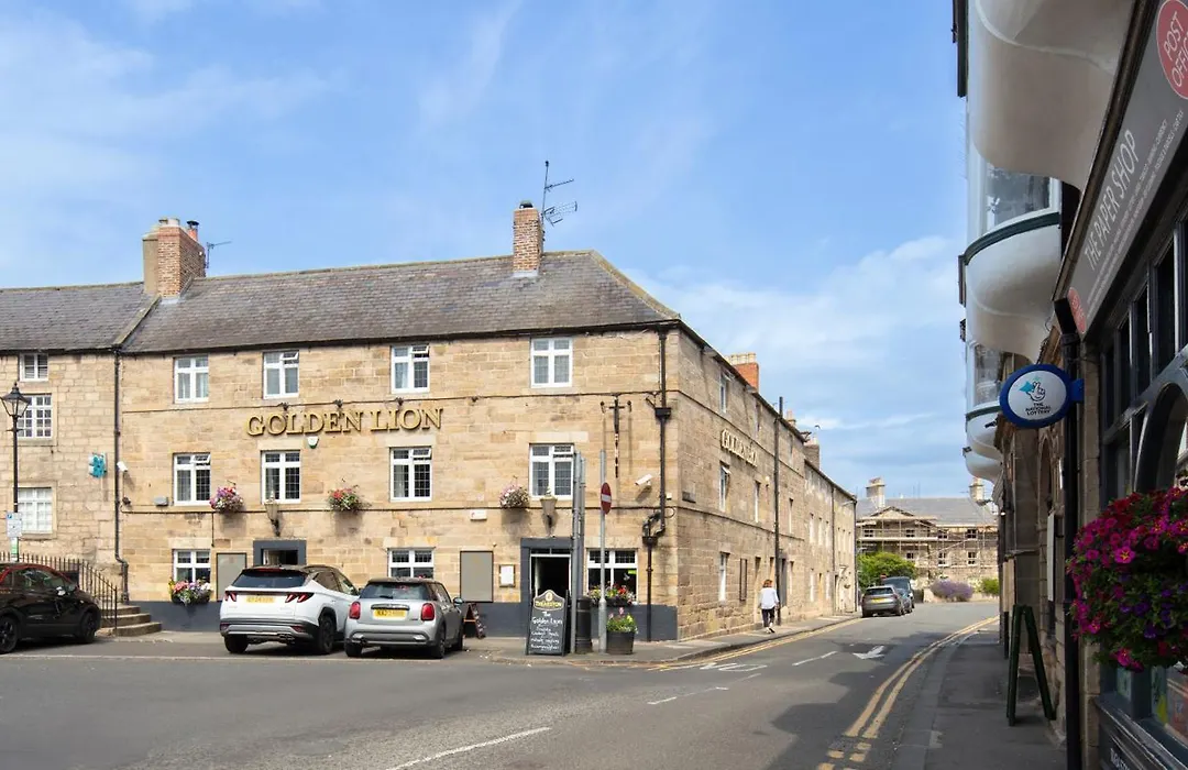 Golden Lion-1