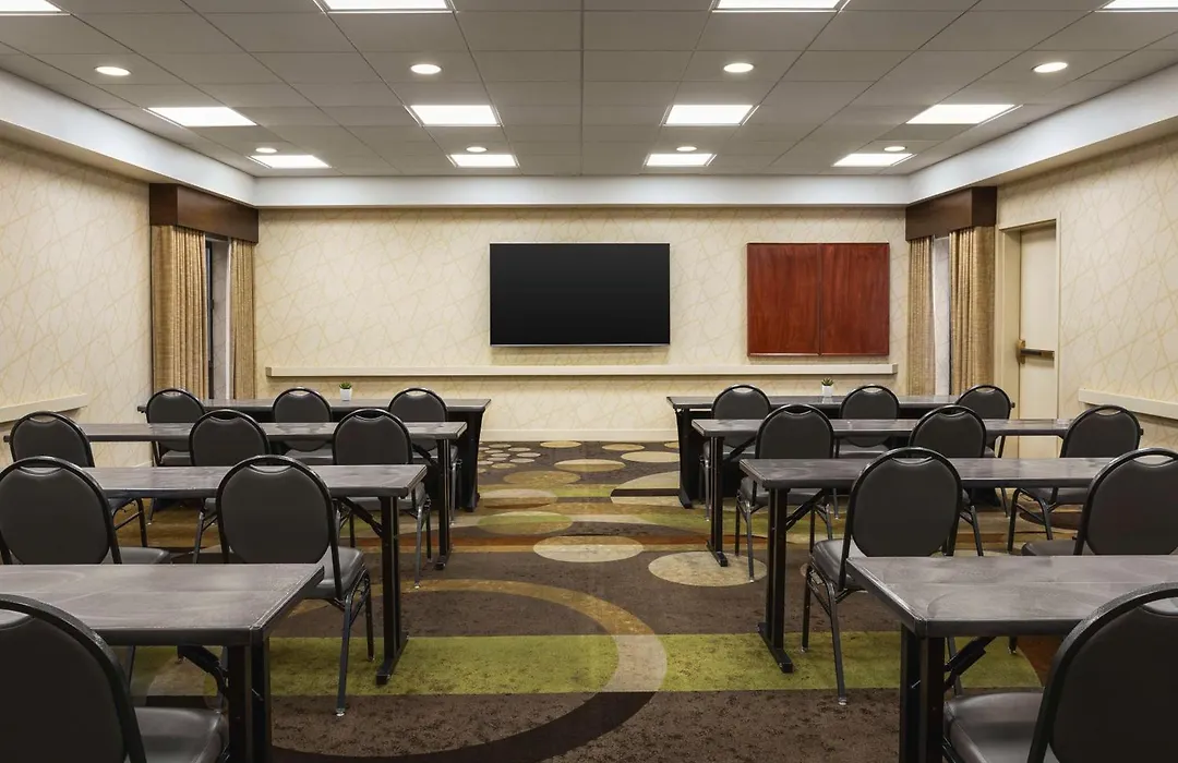 Hampton Inn Tropicana Las Vegas-1